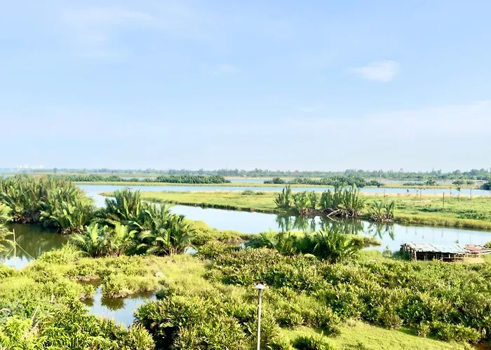 The Quin Riverside Villa Hội An Privée