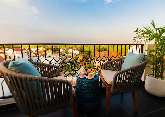 Hoi An Merrily De Art Hotel