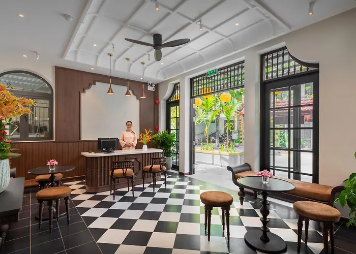 Backhome Boutique Old Town Hội An